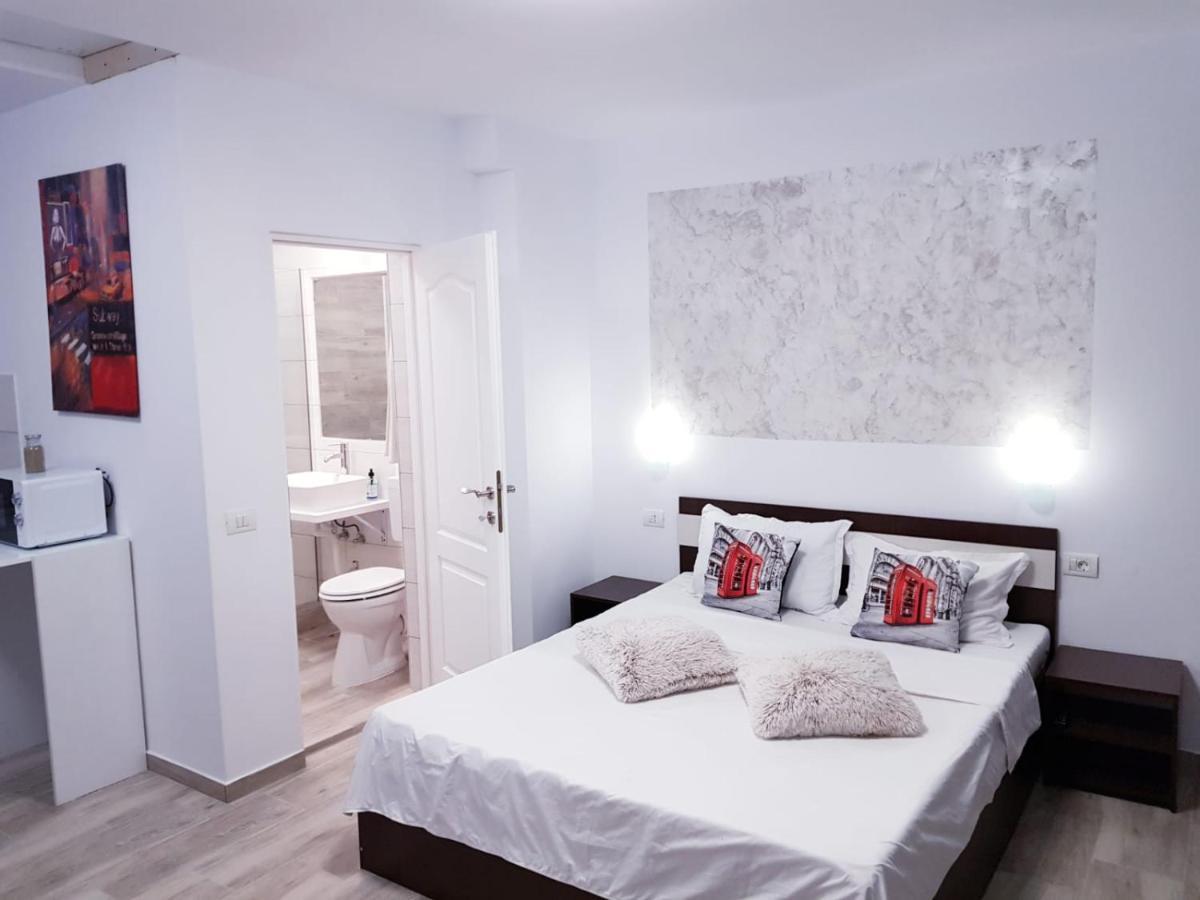 Studio Muncel Constanta Bagian luar foto